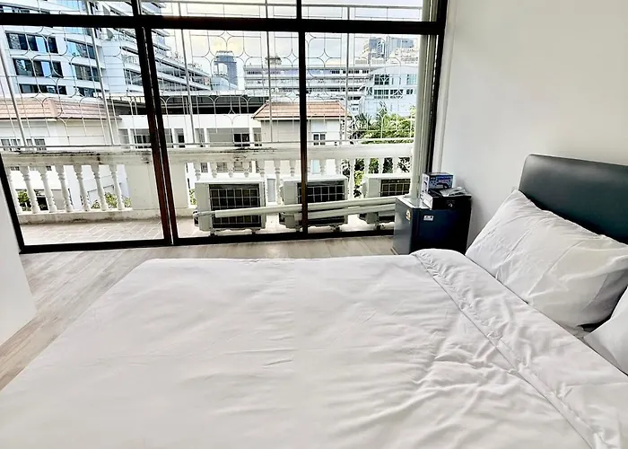 Z Rest Silom - เรสท์ สีลม Bangkok
