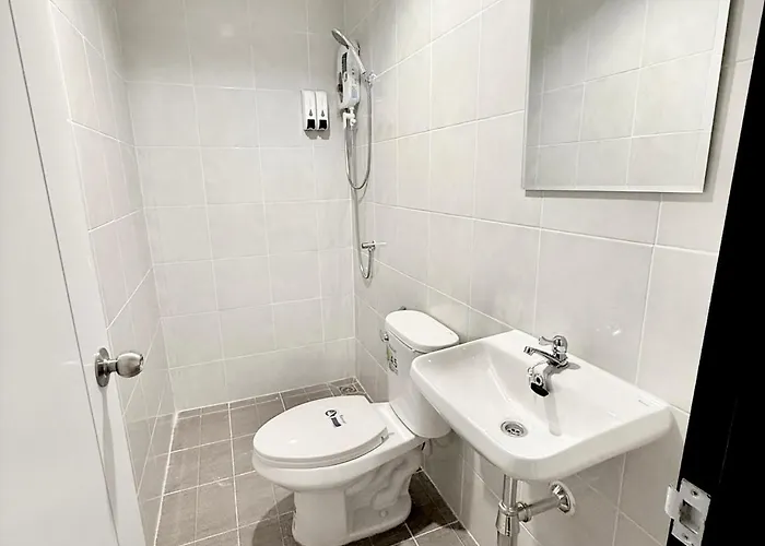 Appartamento Z Rest Silom - เรสท์ สีลม Bangkok