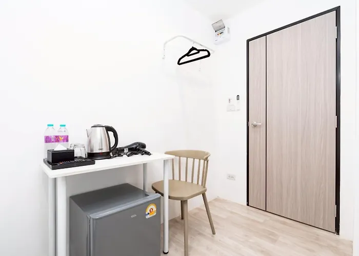 Z Rest Silom - เรสท์ สีลม * Bangkok